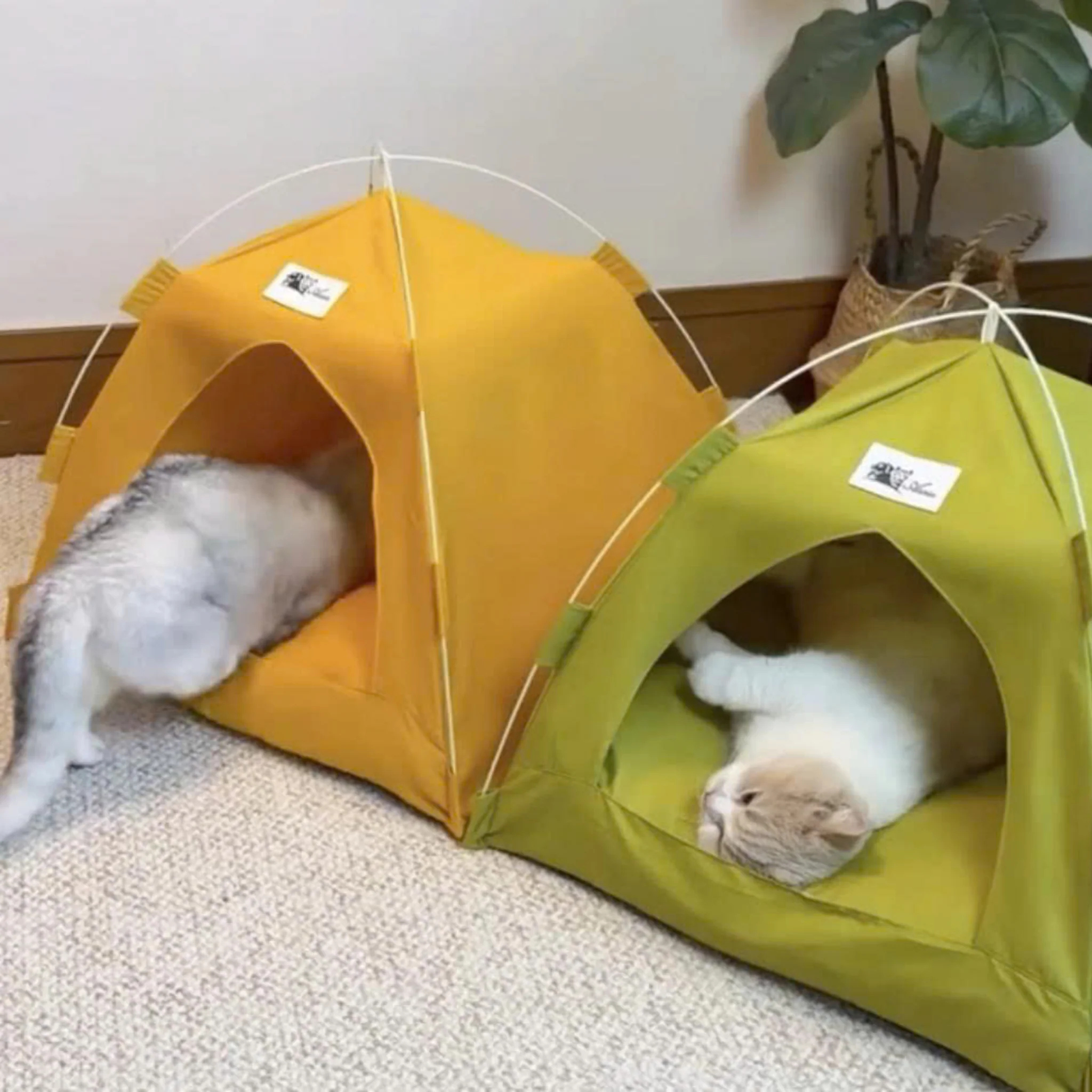 Komavic Cozy Tent House
