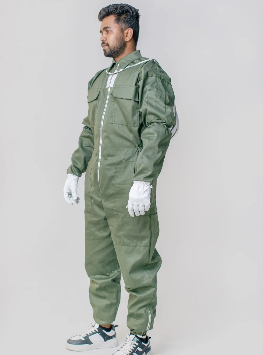 OliveGuard Fencing Veil Suit – With Matching Veil and Goatskin Gloves