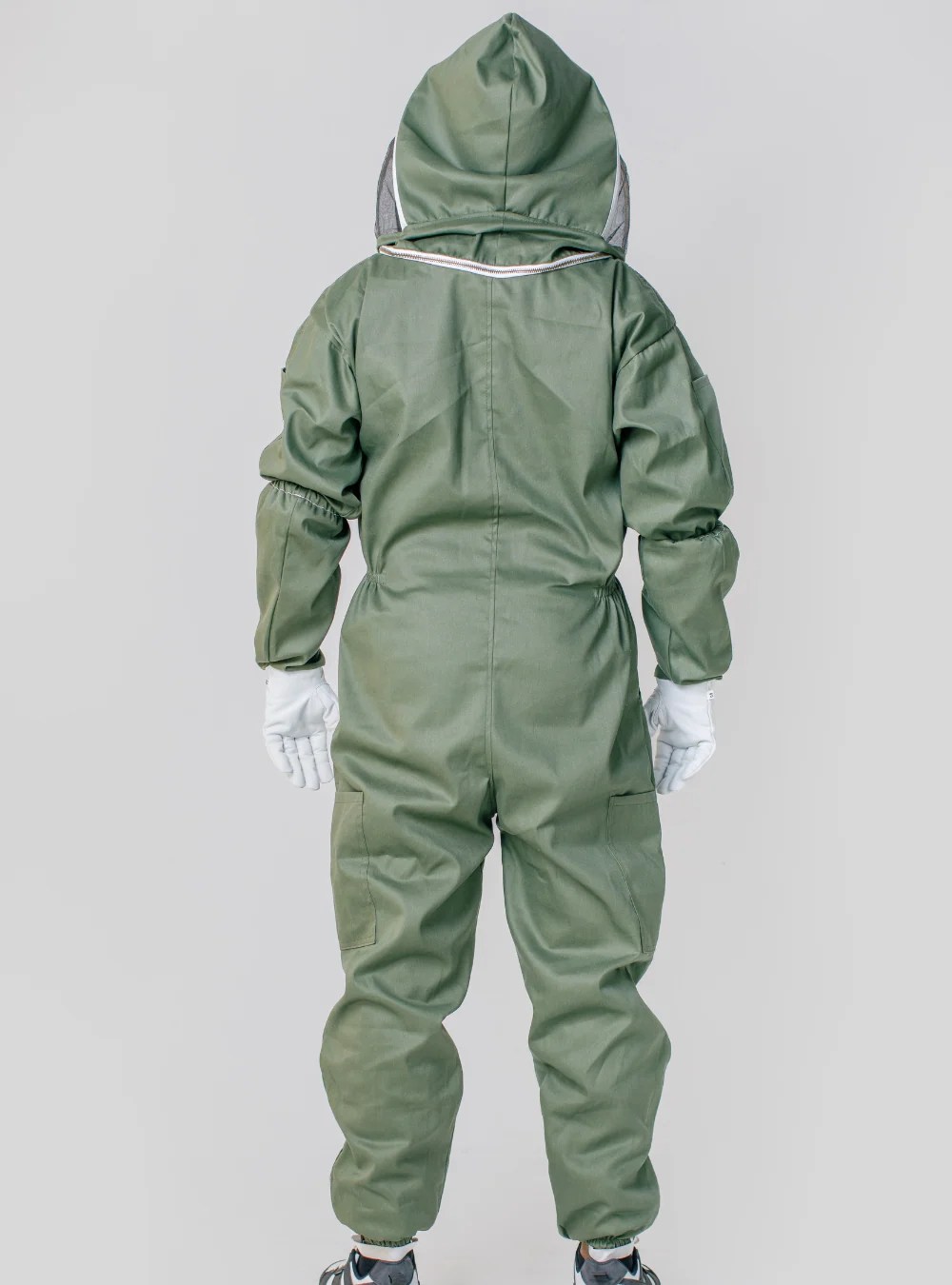 OliveGuard Fencing Veil Suit – With Matching Veil and Goatskin Gloves