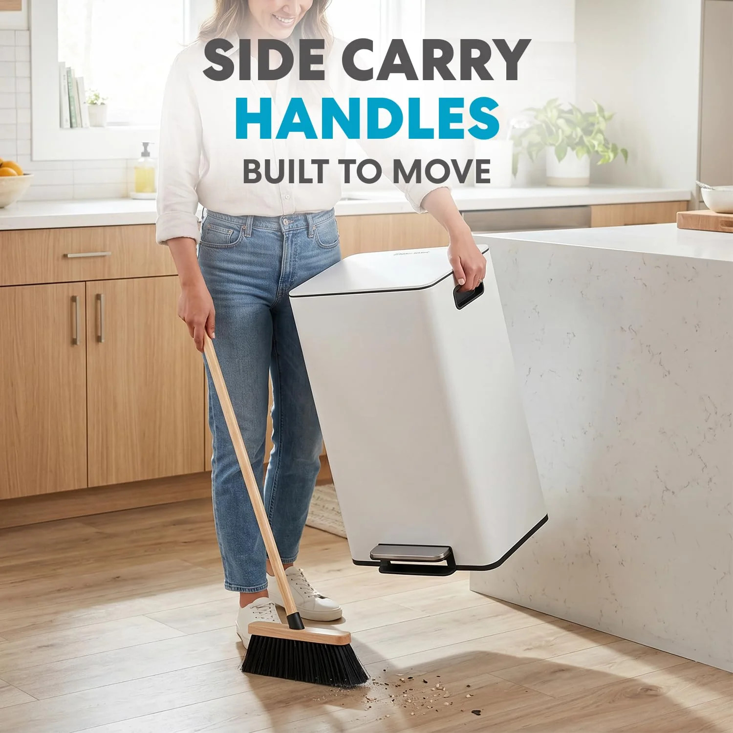 Simpli-Magic 13 Gallon / 50L Step Trash Can. Infinity Edge. Cloud Dancer